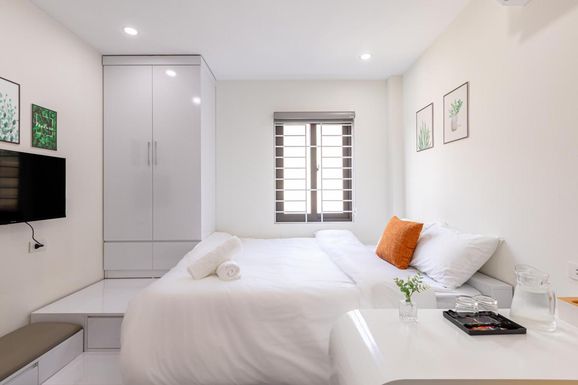 Hera Palace & Ba Dinh Khách sạn hẻo lánh